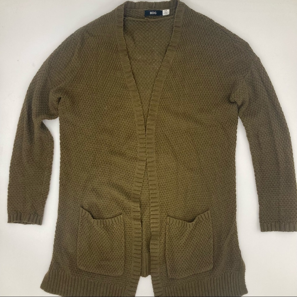 Urban outfitters army green sweater open front with pockets